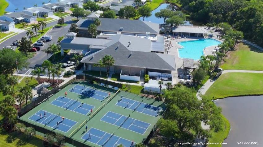 2115 Sawgrass Lane a Ruskin, FL Mobile or Manufactured Home for Sale