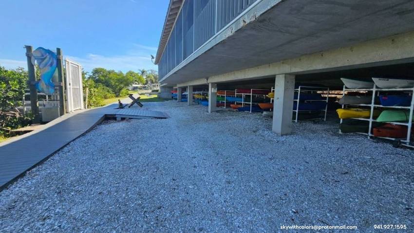 2115 Sawgrass Lane a Ruskin, FL Mobile or Manufactured Home for Sale