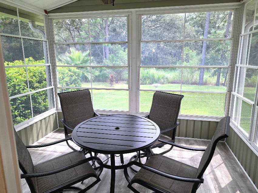 10771 S Sterlingshire Terrace a Homosassa, FL Mobile or Manufactured Home for Sale