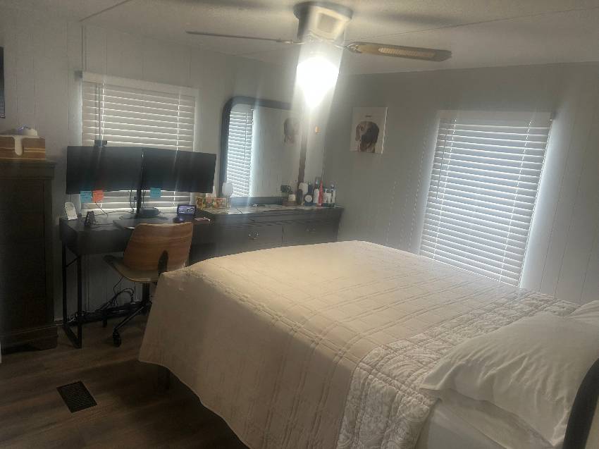 10512 Fitting Ln a Hudson, FL Mobile or Manufactured Home for Sale