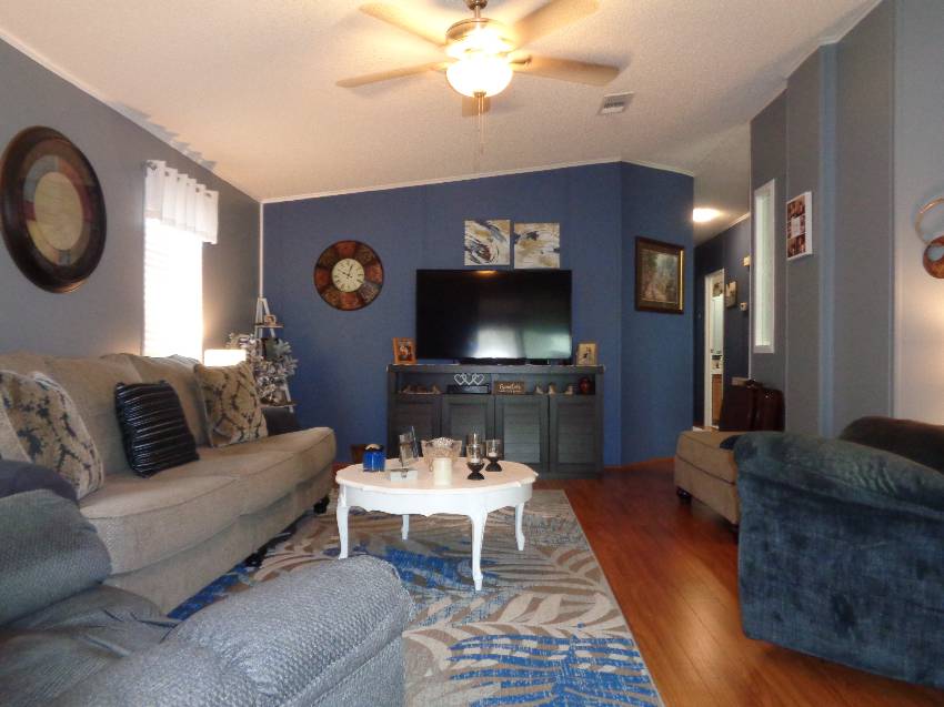 1629 Walking Horse Dr a Lakeland, FL Mobile or Manufactured Home for Sale