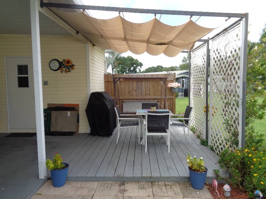 1629 Walking Horse Dr a Lakeland, FL Mobile or Manufactured Home for Sale