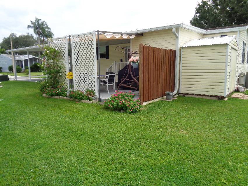 1629 Walking Horse Dr a Lakeland, FL Mobile or Manufactured Home for Sale