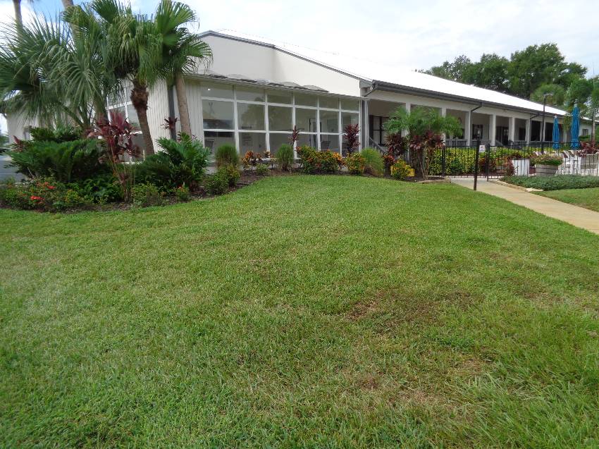 1629 Walking Horse Dr a Lakeland, FL Mobile or Manufactured Home for Sale