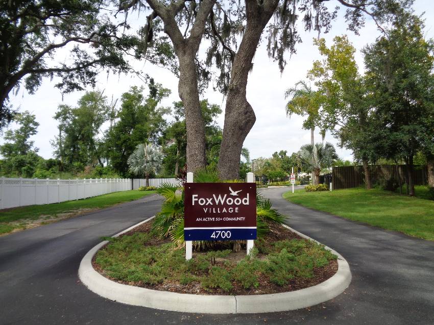 1629 Walking Horse Dr a Lakeland, FL Mobile or Manufactured Home for Sale