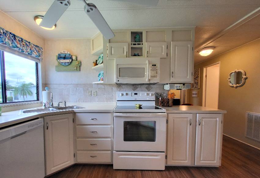 5691 Halifax Lane a Sarasota, FL Mobile or Manufactured Home for Sale