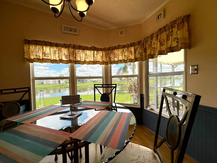 8111 Buena Vista Drive a Ellenton, FL Mobile or Manufactured Home for Sale