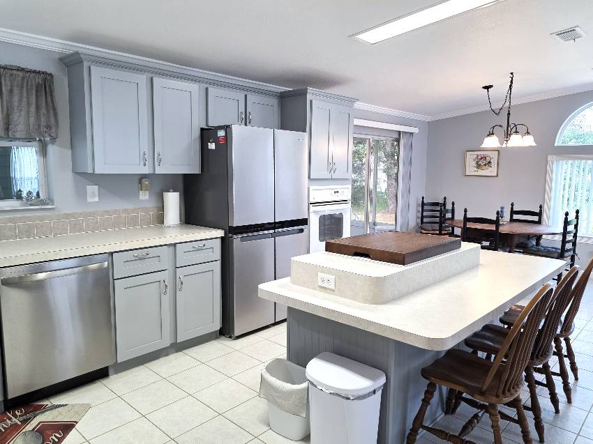 10450 S Walden Forest Circle a Homosassa, FL Mobile or Manufactured Home for Sale