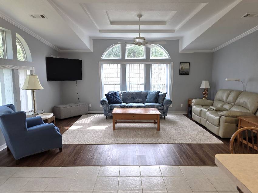 10450 S Walden Forest Circle a Homosassa, FL Mobile or Manufactured Home for Sale
