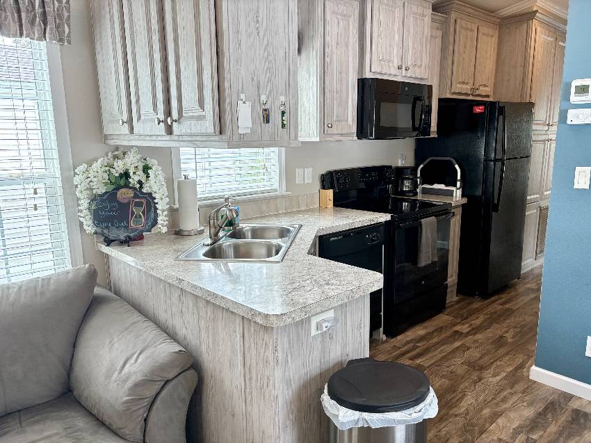 1300 N River Road Lot E92 a Venice, FL Mobile or Manufactured Home for Sale