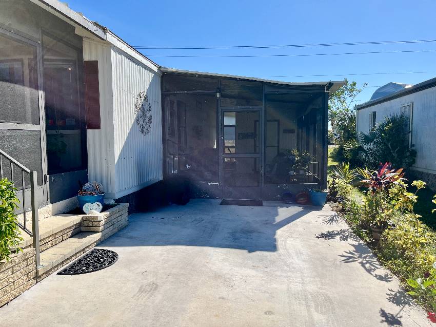 1299 S Indies Circle a Venice, FL Mobile or Manufactured Home for Sale