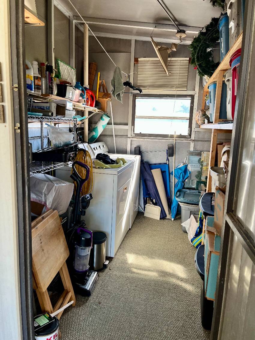 1299 S Indies Circle a Venice, FL Mobile or Manufactured Home for Sale