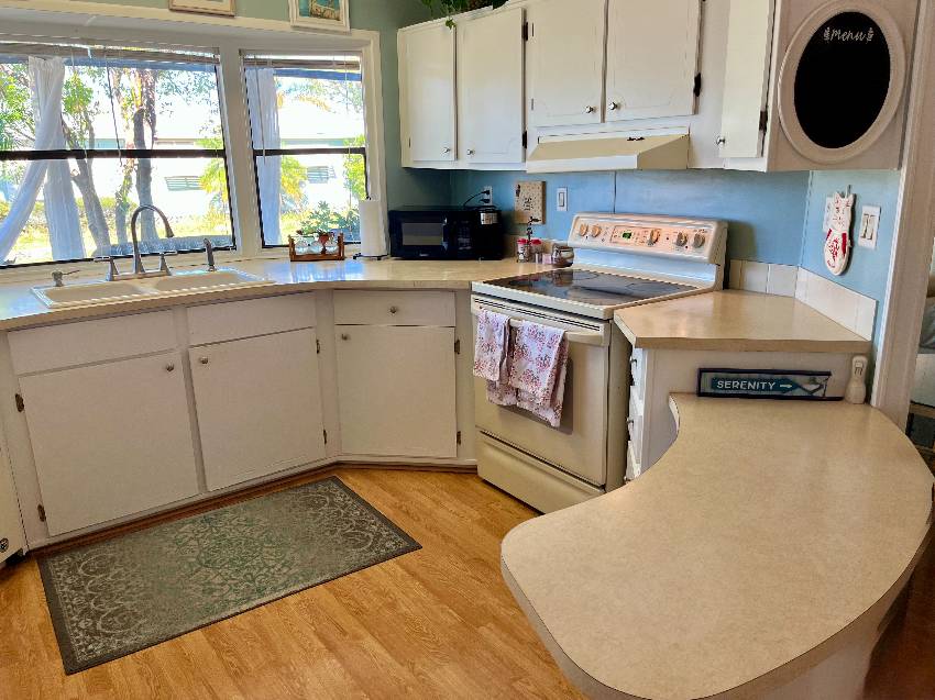 1299 S Indies Circle a Venice, FL Mobile or Manufactured Home for Sale
