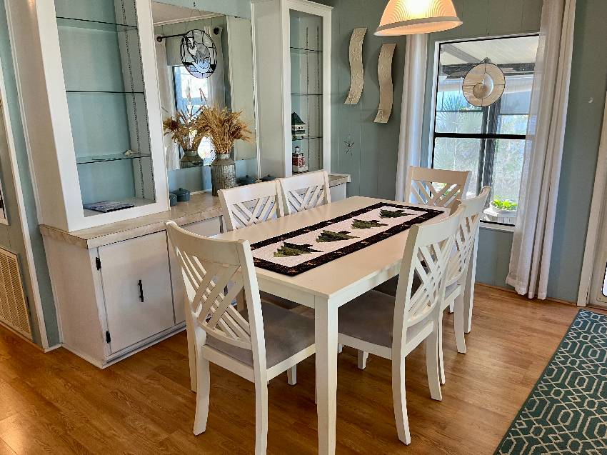 1299 S Indies Circle a Venice, FL Mobile or Manufactured Home for Sale