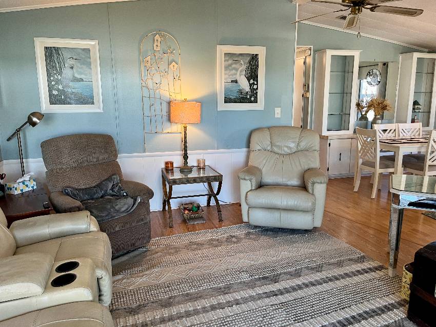 1299 S Indies Circle a Venice, FL Mobile or Manufactured Home for Sale