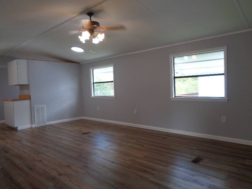 3731 Old Tampa Hwy Lot #20 a Lakeland, FL Mobile or Manufactured Home for Sale