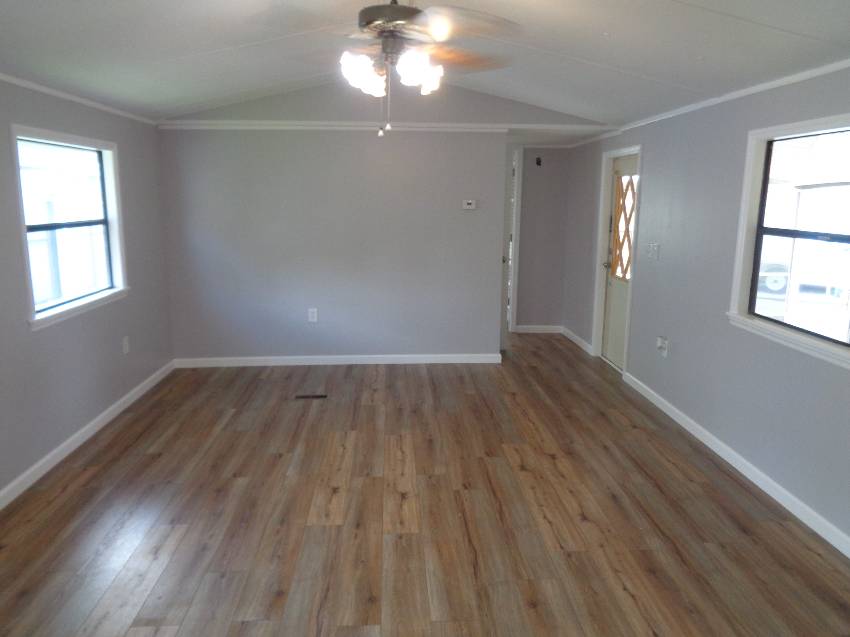 3731 Old Tampa Hwy Lot #20 a Lakeland, FL Mobile or Manufactured Home for Sale