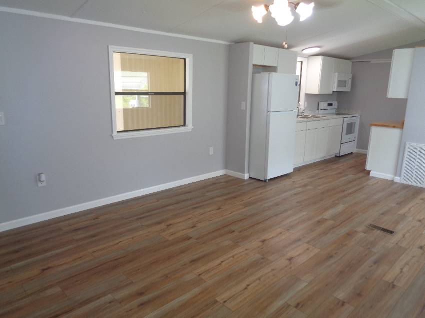 3731 Old Tampa Hwy Lot #20 a Lakeland, FL Mobile or Manufactured Home for Sale