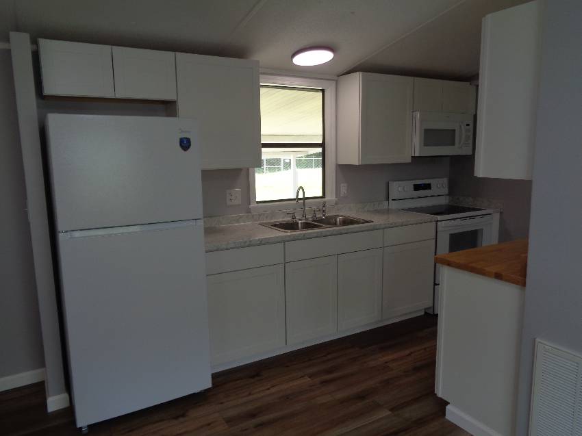 3731 Old Tampa Hwy Lot #20 a Lakeland, FL Mobile or Manufactured Home for Sale