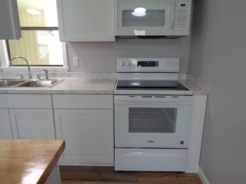 3731 Old Tampa Hwy Lot #20 a Lakeland, FL Mobile or Manufactured Home for Sale