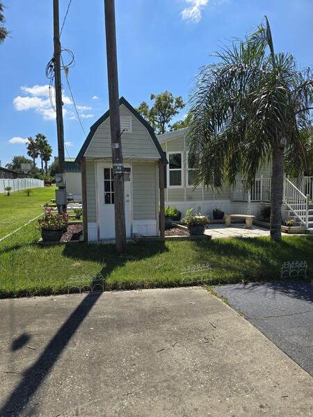 11208 Memory Lane a Dade City, FL Mobile or Manufactured Home for Sale