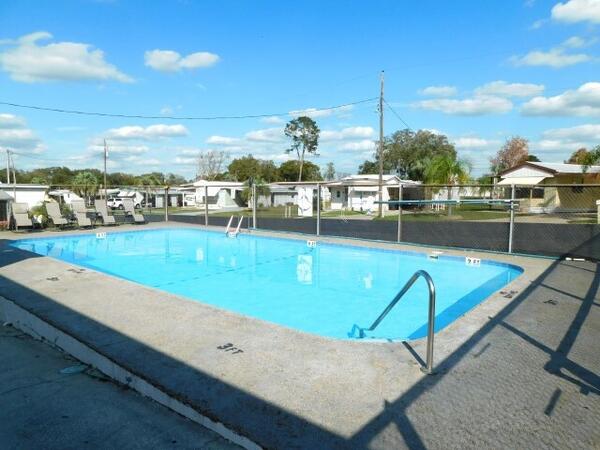 11208 Memory Lane a Dade City, FL Mobile or Manufactured Home for Sale