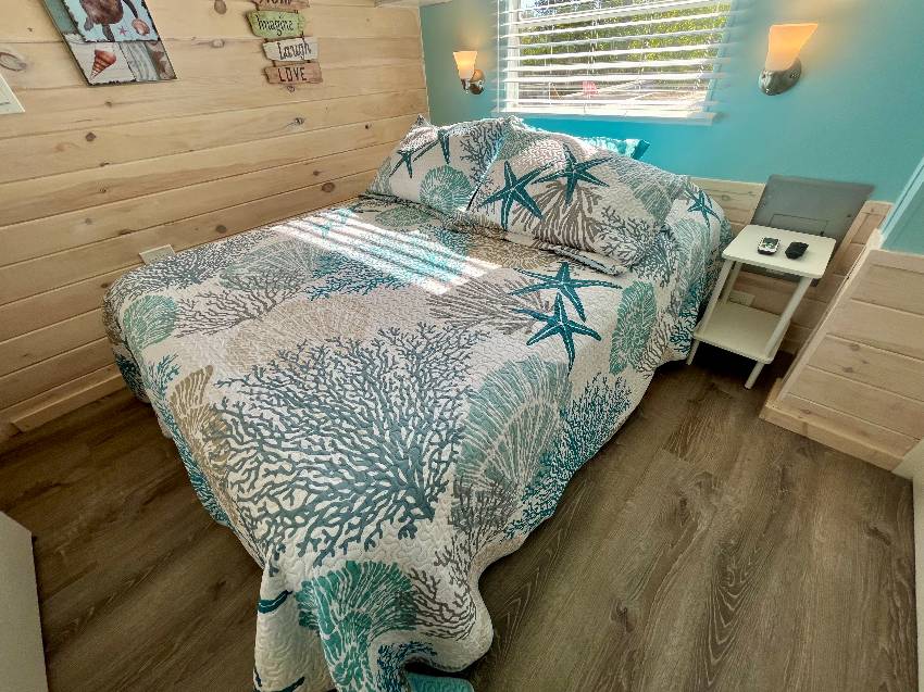 1300 N River Road Lot R27: a Venice, FL Mobile or Manufactured Home for Sale