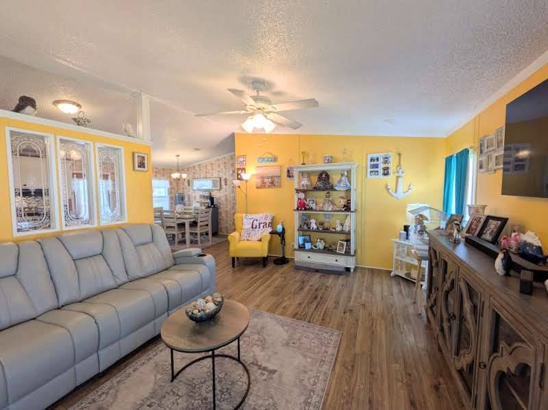 6315 Eagles Nest a Zephyrhills, FL Mobile or Manufactured Home for Sale