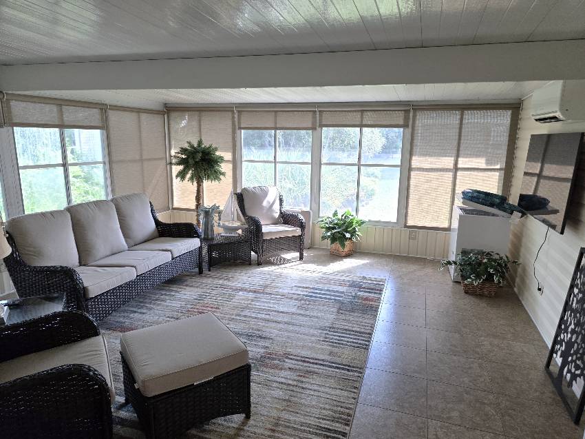 7097 W Leonshire Lane a Homosassa, FL Mobile or Manufactured Home for Sale