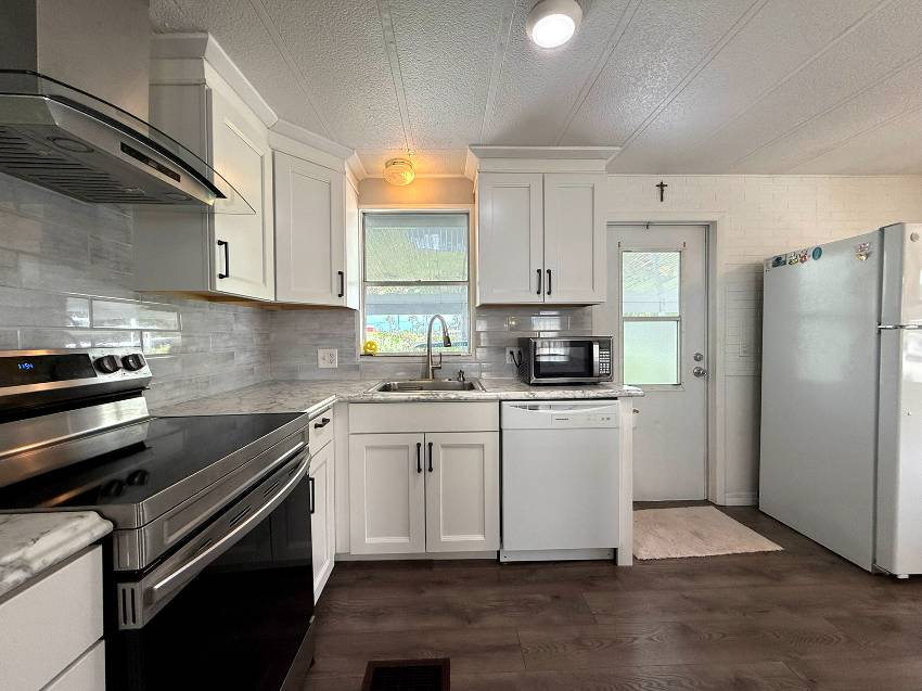 408 Coquina Dr a Ellenton, FL Mobile or Manufactured Home for Sale