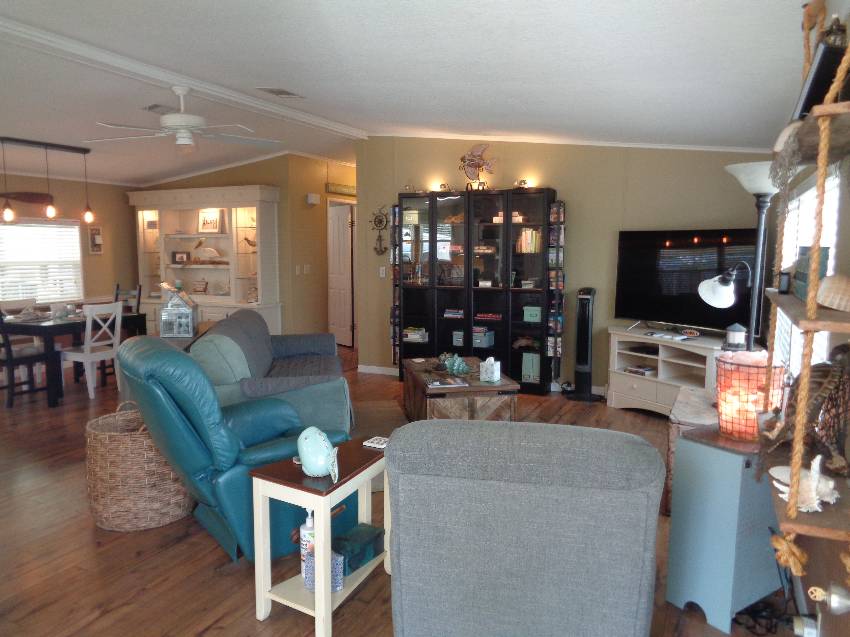4507 Lakeland Harbor Loop a Lakeland, FL Mobile or Manufactured Home for Sale