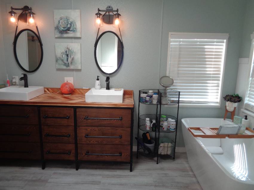 4507 Lakeland Harbor Loop a Lakeland, FL Mobile or Manufactured Home for Sale