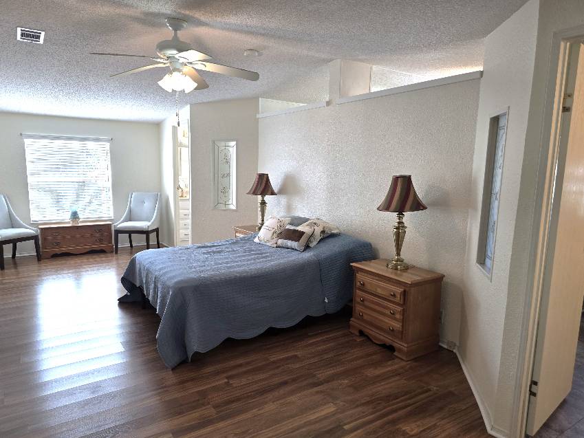 10253 S Hollington Terrace a Homosassa, FL Mobile or Manufactured Home for Sale