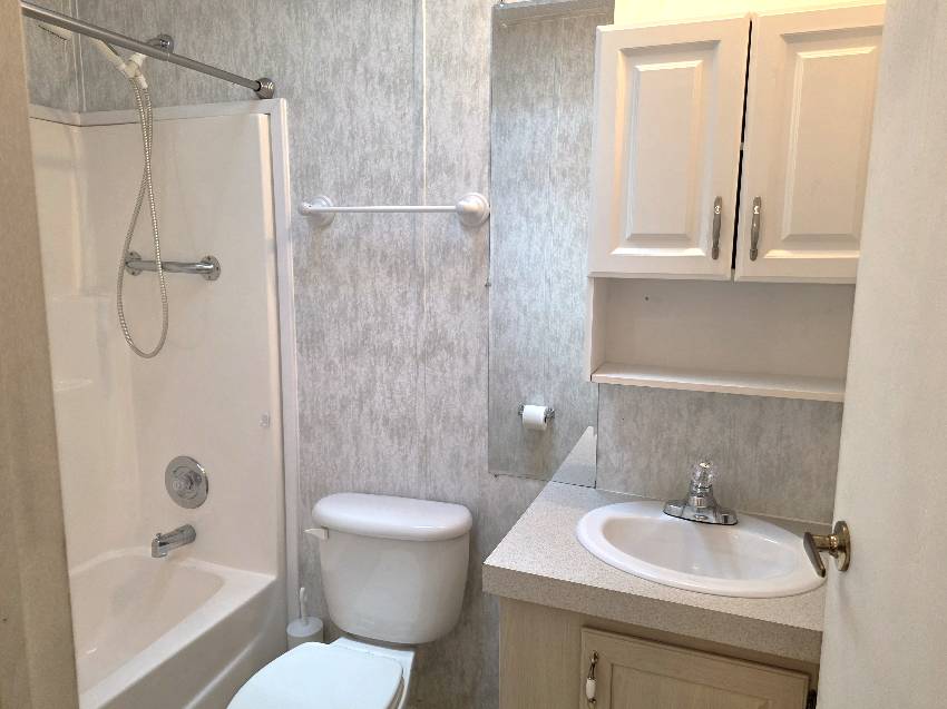 10253 S Hollington Terrace a Homosassa, FL Mobile or Manufactured Home for Sale