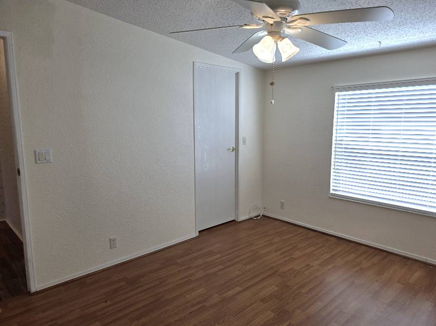 10253 S Hollington Terrace a Homosassa, FL Mobile or Manufactured Home for Sale
