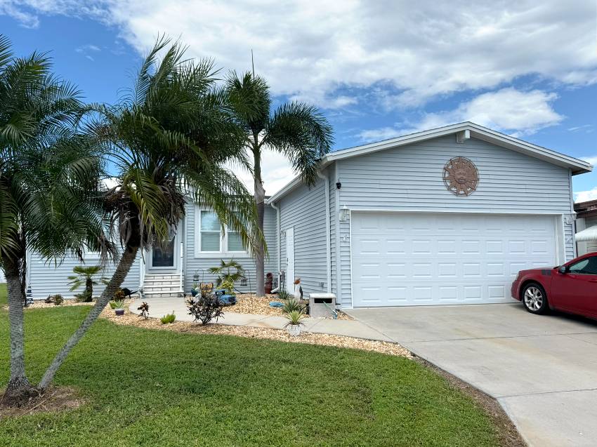 7412 Queens Way a Ellenton, FL Mobile or Manufactured Home for Sale