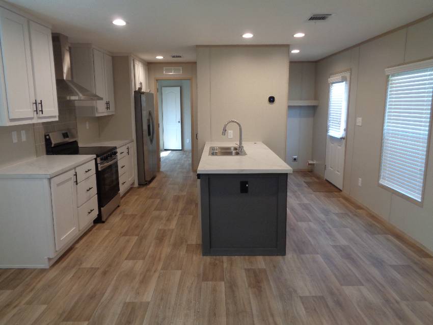 1267 Buddy St a Lakeland, FL Mobile or Manufactured Home for Sale