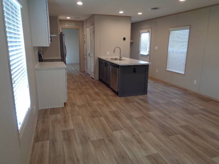 1267 Buddy St a Lakeland, FL Mobile or Manufactured Home for Sale