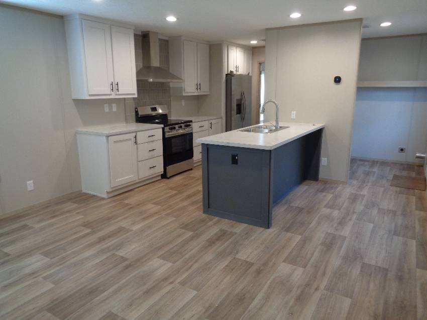 1267 Buddy St a Lakeland, FL Mobile or Manufactured Home for Sale