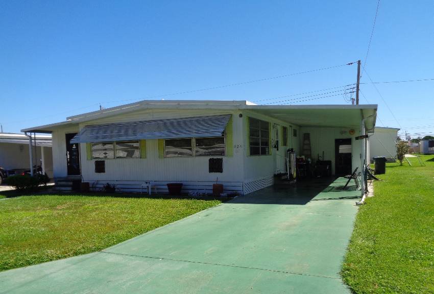 124 Joyce Pl a Lakeland, FL Mobile or Manufactured Home for Sale