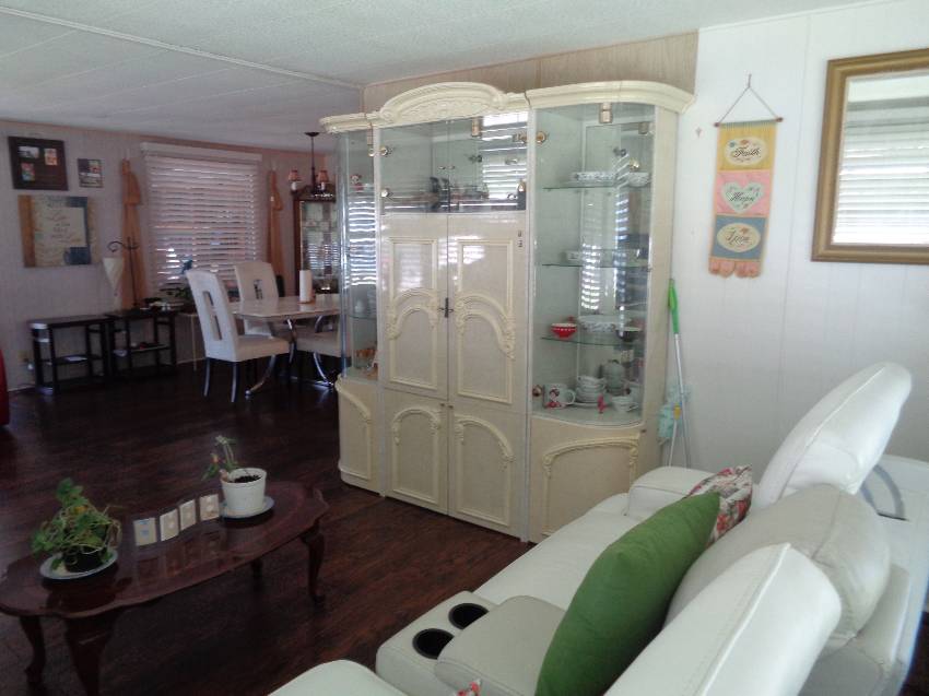 124 Joyce Pl a Lakeland, FL Mobile or Manufactured Home for Sale