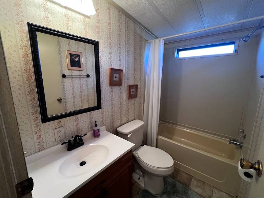 825 Bunker Circle a Winter Haven, FL Mobile or Manufactured Home for Sale