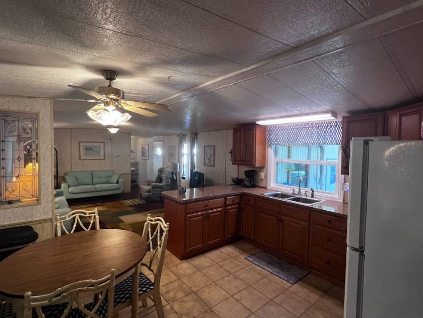 825 Bunker Circle a Winter Haven, FL Mobile or Manufactured Home for Sale