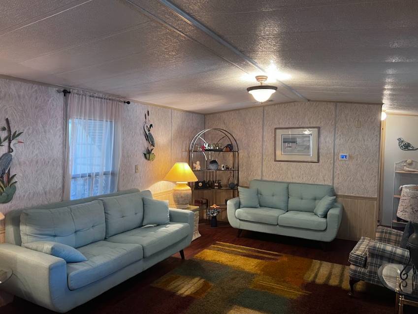 825 Bunker Circle a Winter Haven, FL Mobile or Manufactured Home for Sale