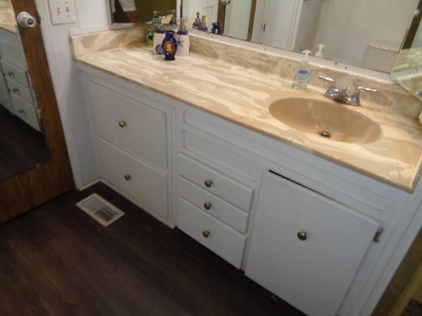 50 River Triangle a Lakeland, FL Mobile or Manufactured Home for Sale