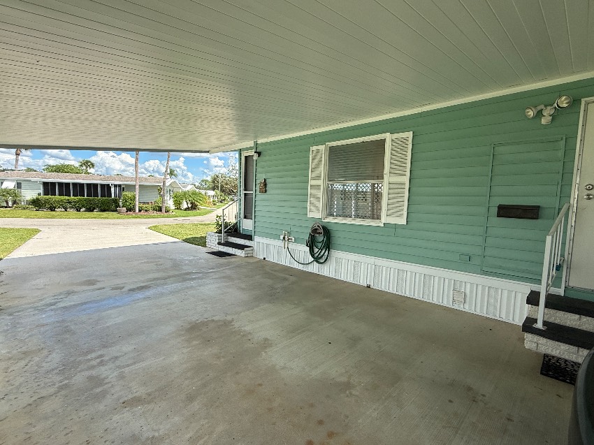 6364 Ravenglass Way a Sarasota, FL Mobile or Manufactured Home for Sale