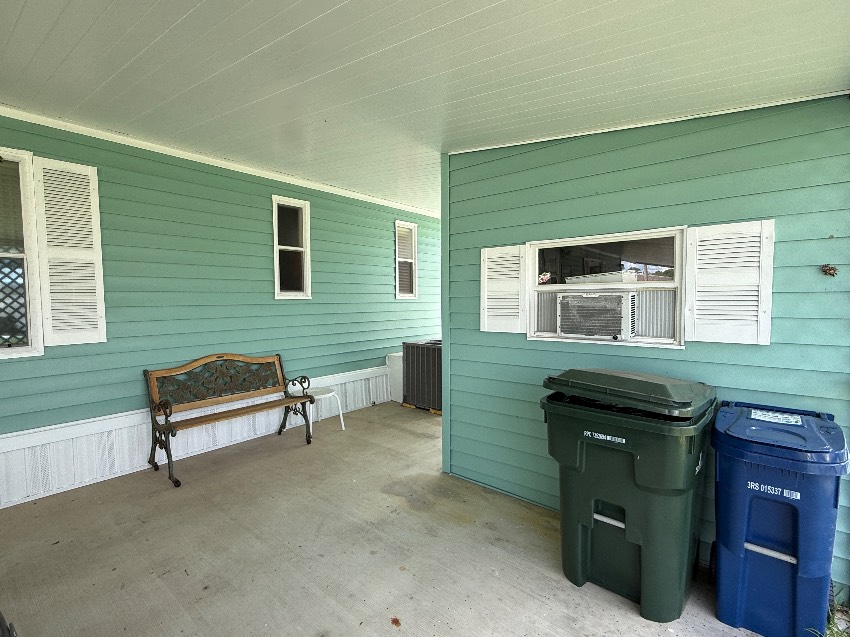 6364 Ravenglass Way a Sarasota, FL Mobile or Manufactured Home for Sale