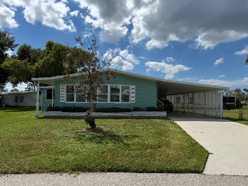 6364 Ravenglass Way a Sarasota, FL Mobile or Manufactured Home for Sale
