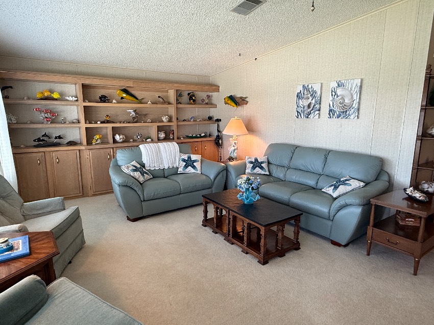 6364 Ravenglass Way a Sarasota, FL Mobile or Manufactured Home for Sale