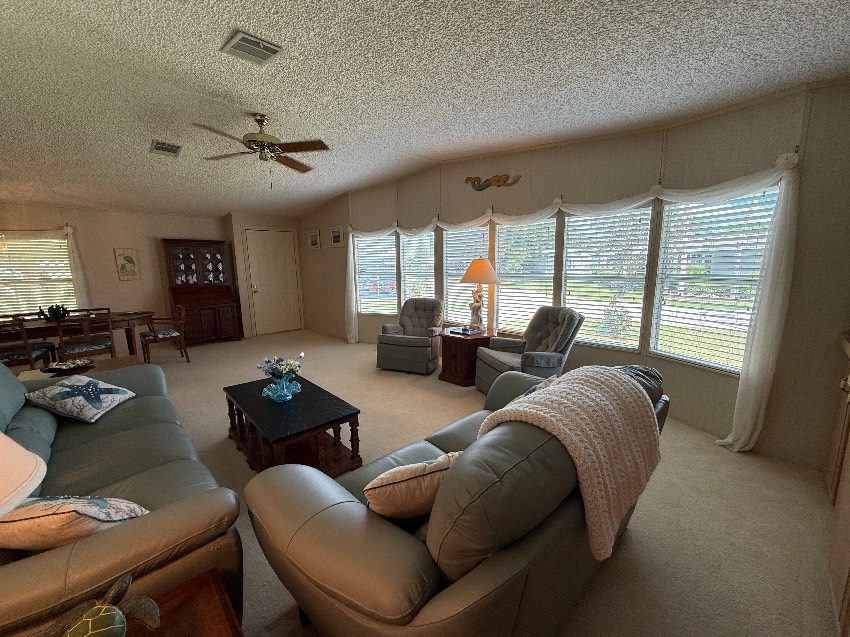 6364 Ravenglass Way a Sarasota, FL Mobile or Manufactured Home for Sale